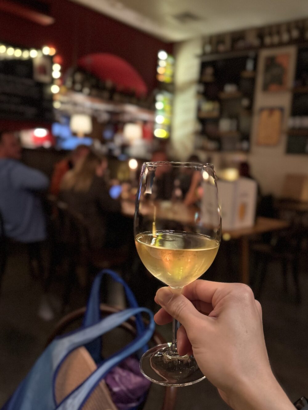 Dadi wine bar